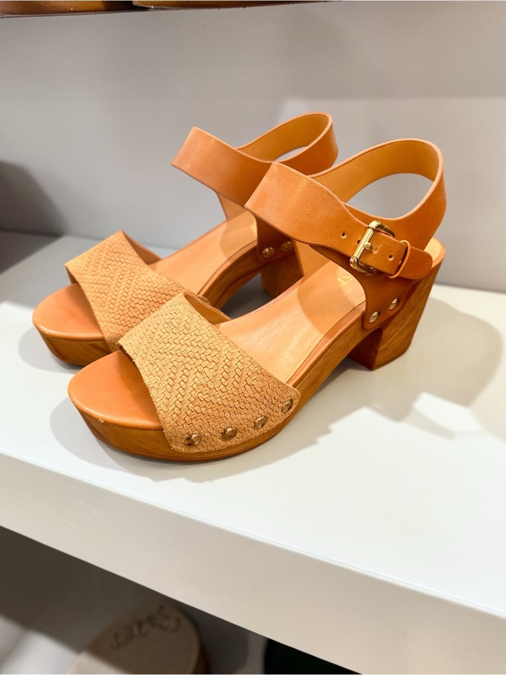 Nine West Cute Tan Platform Wedges
